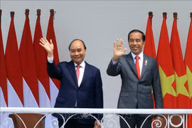 La visite d'État en Indonésie du président Nguyen Xuan Phuc aboutit à des résultats substantiels