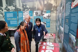 "Silence", Hanoi se souvient de Diên Biên Phu aérien