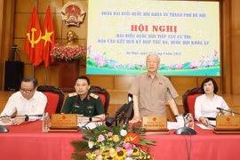 Le leader du PCV à l’écoute des électeurs de Hanoï