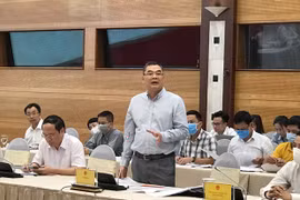 Conférence de presse régulière du gouvernement en avril 