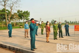 La force de milice et d’autodéfense de Bac Giang s’engage dans la lutte anti-Covid-19