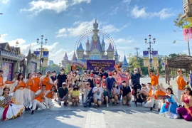 Le Vietnam rouvre ses frontières au tourisme international