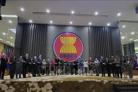 Le Vietnam assiste à la réunion du groupe de l'Initiative pour l'intégration de l'ASEAN 