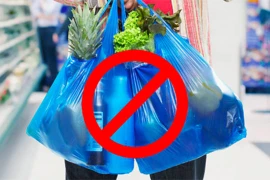 Le Vietnam bannira les sacs plastiques des marchés d’ici 2030
