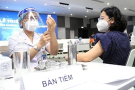 COVID-19: Ho Chi Minh-Ville va poursuivre la vaccination pendant les vacances du Têt
