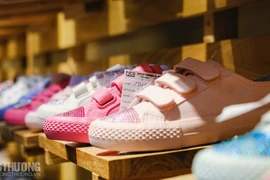 De nombreuses entreprises de chaussures ont des commandes jusqu'à la fin de l'année