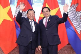 Entrevue entre le PM vietnamien et le président du Sénat du Cambodge