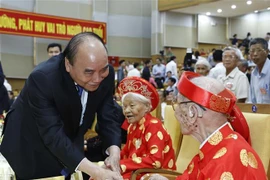 Le président au lancement du Mois d’action pour les personnes âgées 2022 à Hung Yen