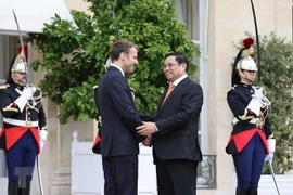 La France est aux côtés du Vietnam pour faire face ensemble aux défis