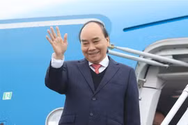 Le président Nguyên Xuân Phuc part pour la République de Corée