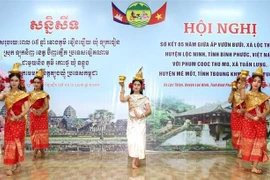 Vietnam-Cambodge : les résidents le long de la frontière renforcent leur amitié