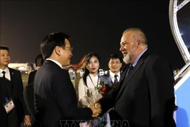 Le Premier ministre cubain entame sa visite officielle au Vietnam