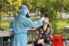 Covid-19 : décrue des contaminations, 4.633 guérisons