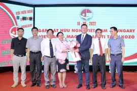 Rencontre d’amitié Vietnam-Hongrie