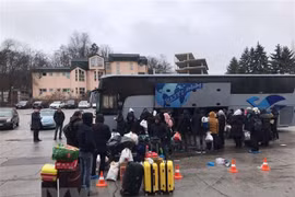 Environ 3.500 Vietnamiens ont été évacués des zones de guerre en Ukraine