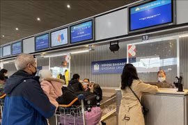 Reprise des vols commerciaux: cadeaux du Têt de Vietnam Airlines aux expatriés vietnamiens en France