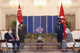 La visite d’État du président vietnamien à Singapour concrétise la politique extérieure