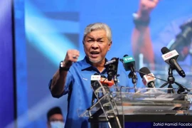 Malaisie : la coalition dirigée par le Premier ministre remporte les élections dans l'État de Johor