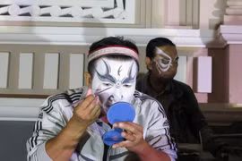 Quand le théâtre classique est joué dans la rue et à l’école 