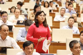 AN : séances questions-réponses sur le secteur bancaire et des transports