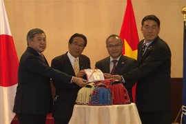 Le Japon veut aider le Vietnam à développer le baseball