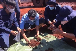 Les opérations reprennent pour rapatrier les restes des soldats morts au Cambodge