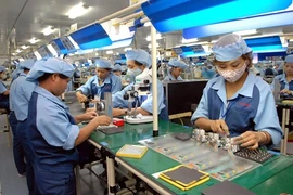 La fabrication de produits électroniques, informatiques et optiques au beau fixe