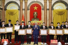 Le président exhorte à perfectionner les politiques pour attirer et fidéliser les jeunes talents