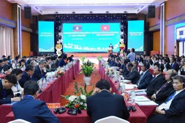 Renforcement de la coopération avec le Laos