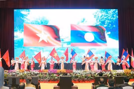 Le journal lao Pasaxon publie un article sur les relations avec le Vietnam