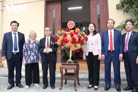 Célébrations de la Journée des enseignants vietnamiens