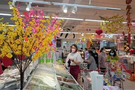 Les enseignes du groupe Central Retail Vietnam séduisent les clients avec de nombreuses promotions