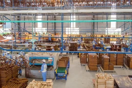 Vietnam et Laos ciblent 2 milliards de dollars du commerce bilatéral