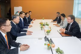 Le directeur général du PNUD, Achim Steiner, rencontre le secrétaire général du Parti communiste du Vietnam et président vietnamien To Lam, à New York. Photo : PNUD