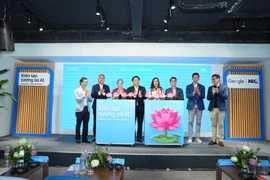 Le Centre national d’innovation et Google lancent un programme pour façonner l’avenir de l’intelligence artificielle (IA) au Vietnam, le 11 juillet à Hanoï. Photo: Vietnamplus
