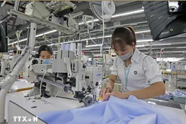 Les exportations de l'industrie du textile et de l'habillement vers l'UE connaîssent une croissance positive. Photo : VNA