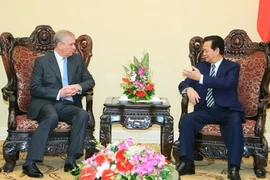 Le PM Nguyên Tân Dung reçoit le prince britannique Andrew 