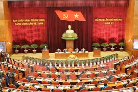 La 5e journée de travail du 12e Plénum du Comité central du PCV