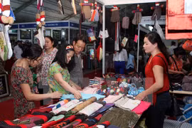 Festival culturel, touristique et des villages de métiers traditionnels de Hanoi 2015 