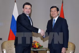 Le président Truong Tan Sang reçoit le gouverneur de la région de Moscou