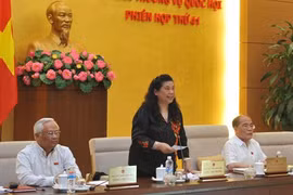 AN : la liberté de la presse et la gestion des équipements médicaux en débat