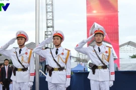 Célébrations du 70ème anniversaire de la fête nationale dans l’ensemble du pays