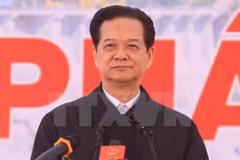 Mise en service d'un turboalternateur de la centrale hydroélectrique de Lai Chau