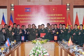 Vietnam et Cambodge renforcent leur coopération dans la défense