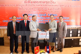 Le Vietnam aide le Laos à développer son système éducatif