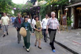Le président du Sénat tchèque Milan Stech visite la province de Quang Nam