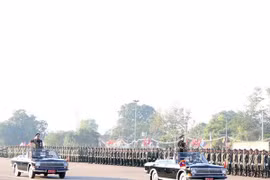 Le Laos célèbre en grande pompe sa 40e Fête nationale