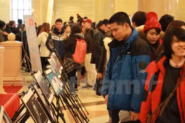 Expo photo sur les constructions illégales de la Chine en Mer Orientale