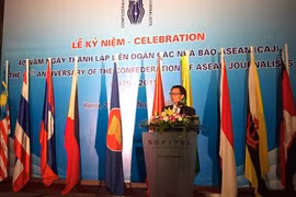 La presse contribue à intensifier la compréhension entre les nations