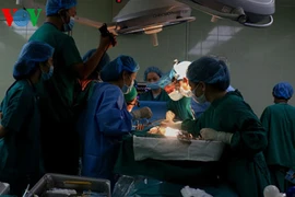 Conférence scientifique sur l’endoscopie à Hue